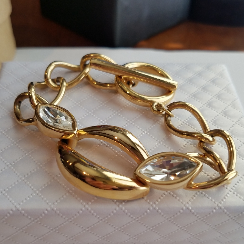 AUTHENTIC Swarovski Gold plated bracelet - Picture 4 of 16